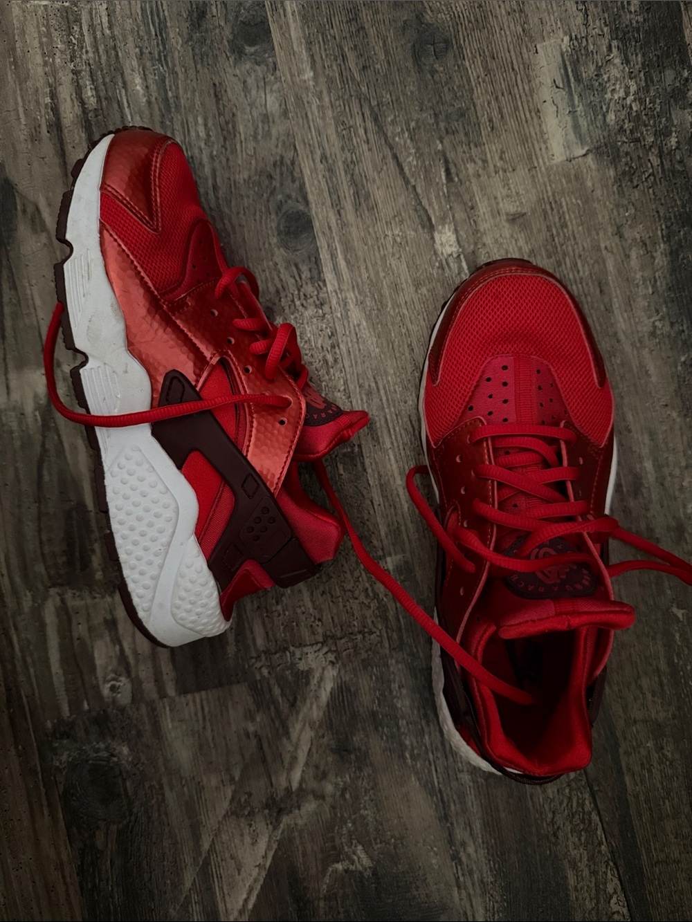 Kids Nike Red Athletic Sneakers - Breathable Comfort.